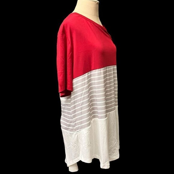 VisLily Fashion Top / SZ: 26W / NWT - Picture 4 of 6